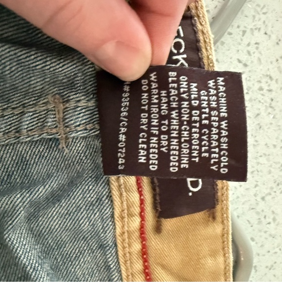 VTG Y2K Ecko Unlimited Baggy Jean Shorts Size 34. Embroidered. - Picture 5 of 5